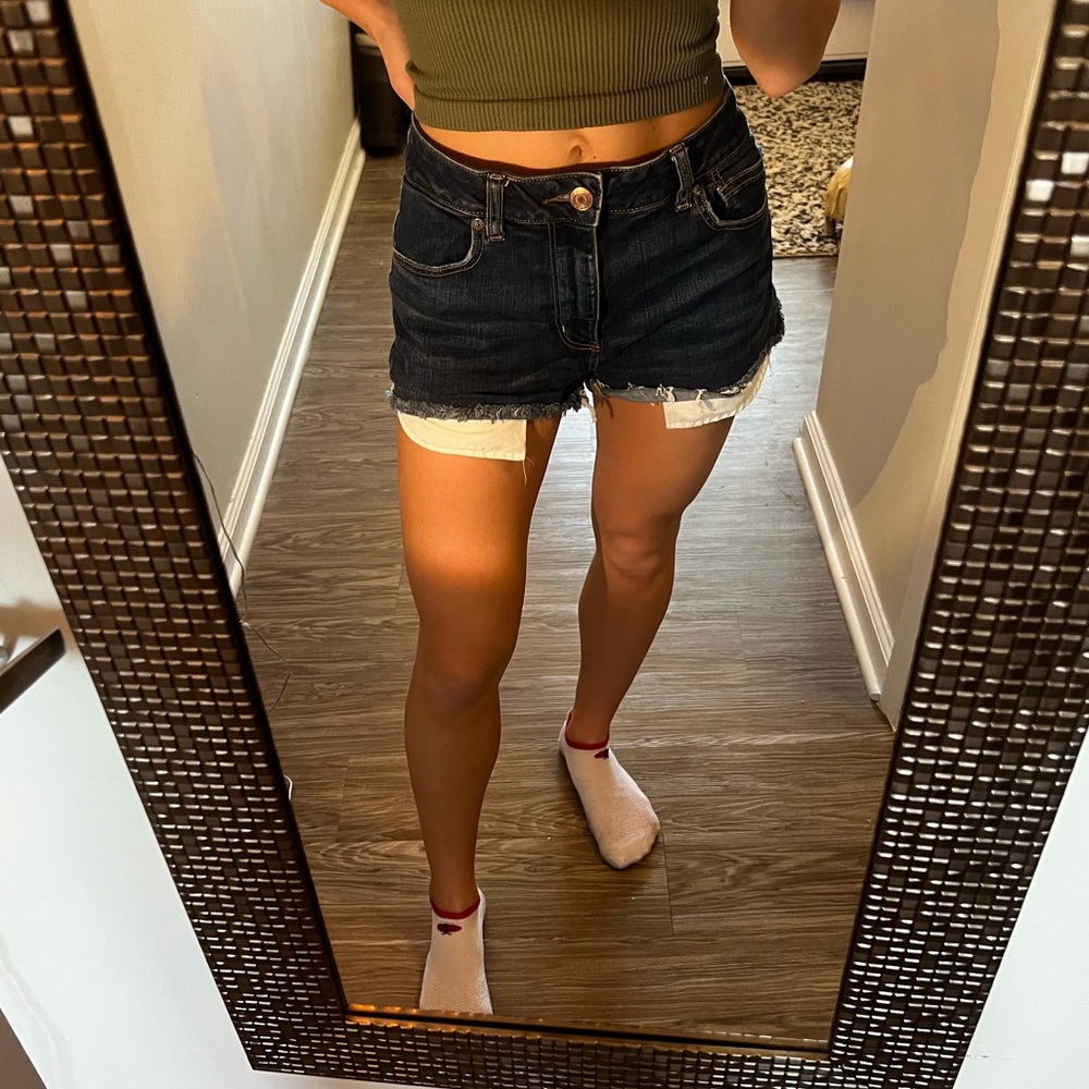 American Eagle Hi-Rise Shortie